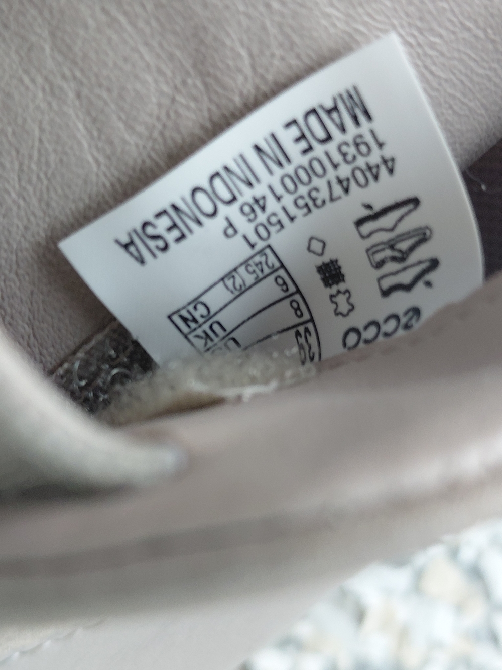 ECCO Women's Grey Slip-On Leather Sneakers - Picture 7 of 7